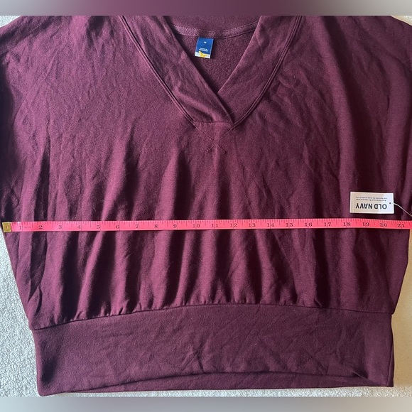 NWT Old Navy V Neck Long Sleeve Comfy Top, Cropped Fit, Maroon. Women’s M - Picture 4 of 5